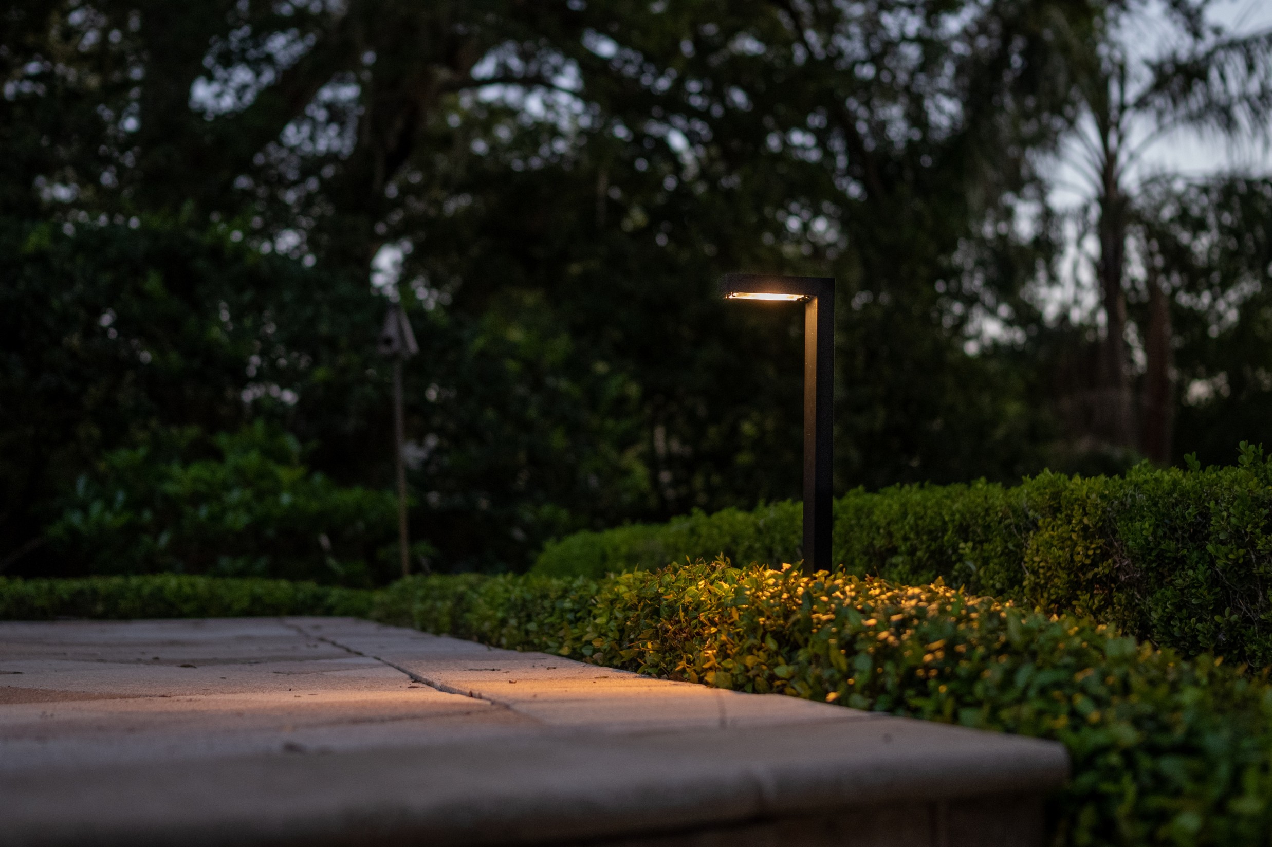 Landscape fixture lighting