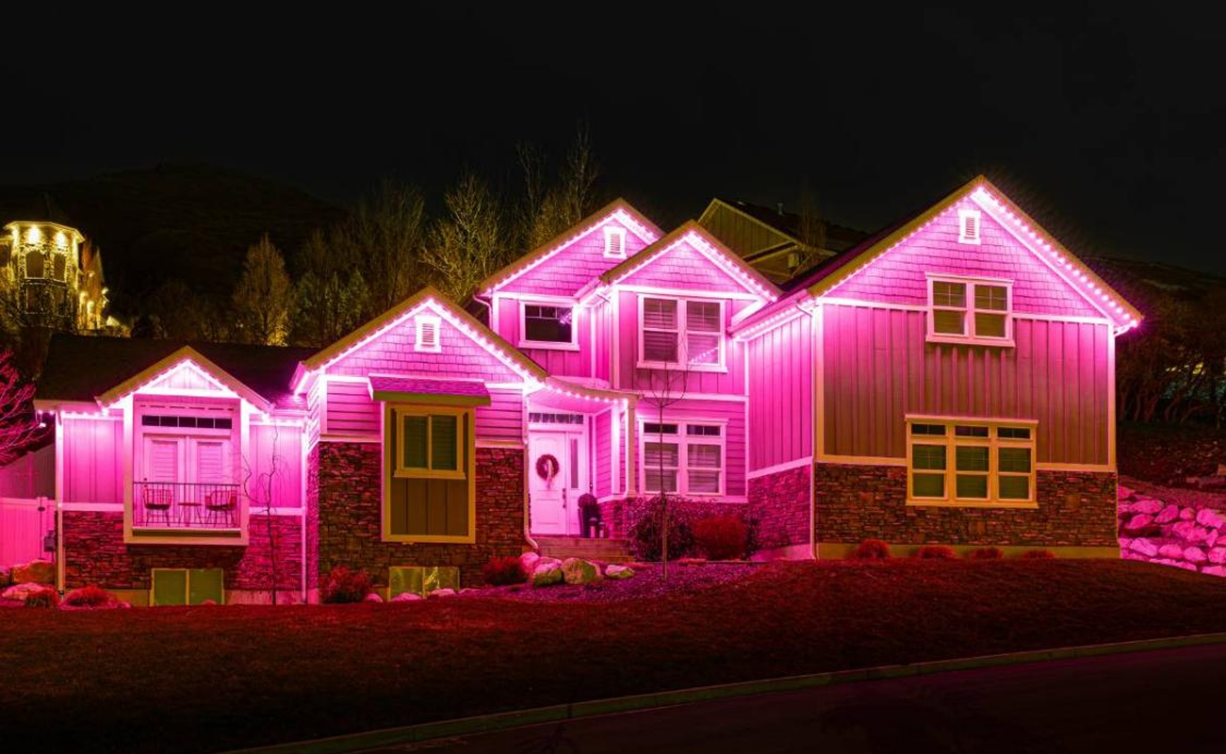 Valentine's Day roofline lighting